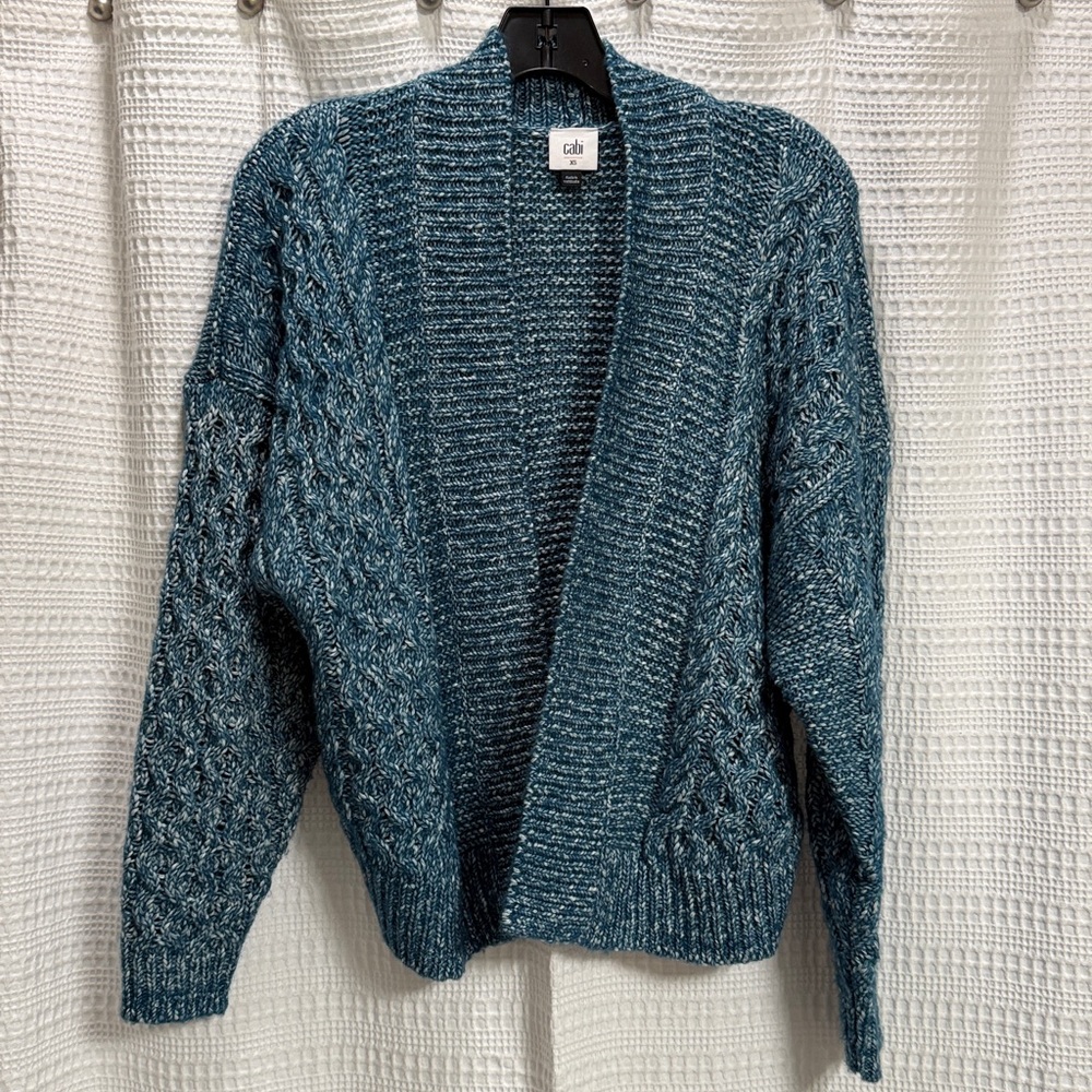 CAbi Astral Teal Cable Knit Women's Cardigan #4095 SZ XS EUC cotton fall casual - Picture 3 of 6
